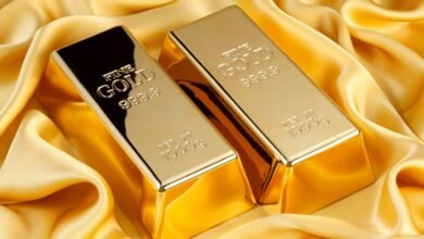 الذهب-يعمق-خسائره-والفضة-تهبط-أكثر-من-3%