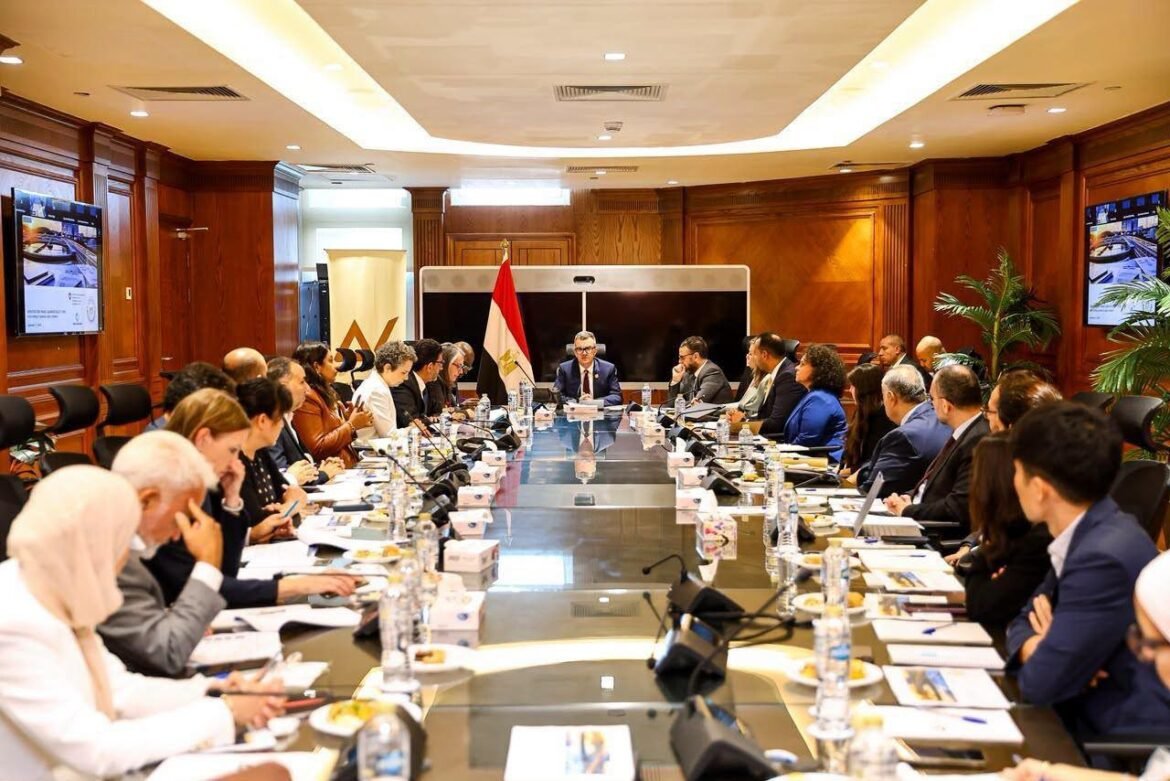 مصر-تبحث-مع-البنك-الدولي-الموقف-التنفيذي-لآلية-تمويل-مشروعات-البنية-التحتية