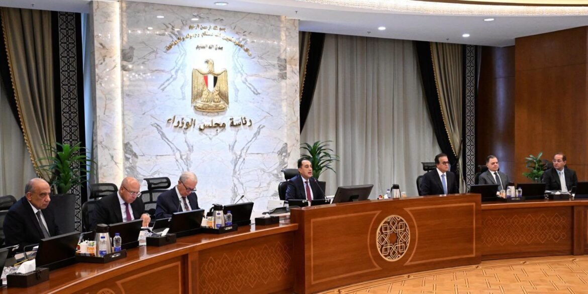 رئيس-الوزراء:-مؤتمر-أكتوبر-يستهدف-الرد-على-تساؤلات-الرأي-العام